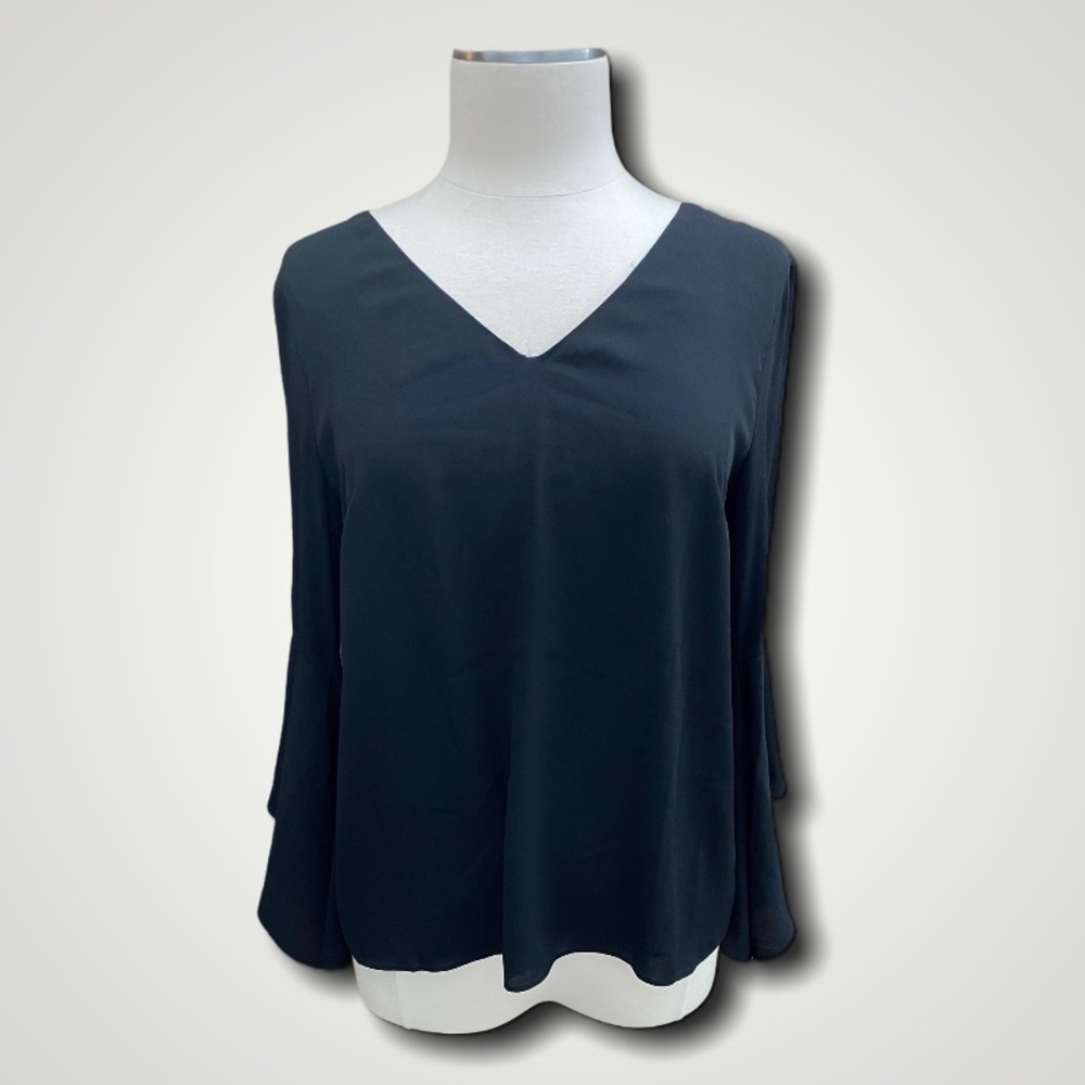 White House black market | bell sleeve blouse